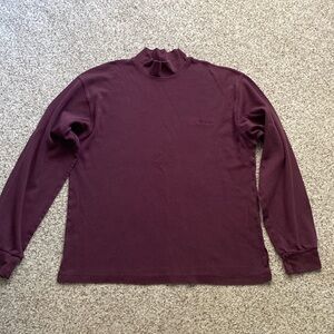 Columbia maroon dark red burgundy cotton mock turtleneck long sleeved shirt